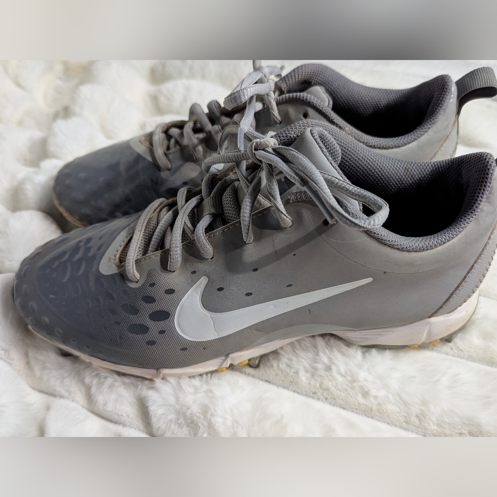 Nike Gray Hyperdiamond Softball Cleats